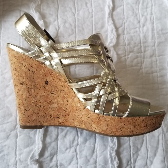 Nine West Gold Cork Wedge Sandals 10M EUC - Picture 5 of 15